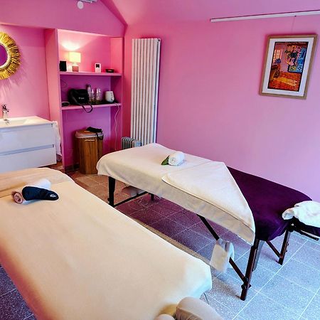 Le Spa Est Dans Le Pre Trigueres Dış mekan fotoğraf