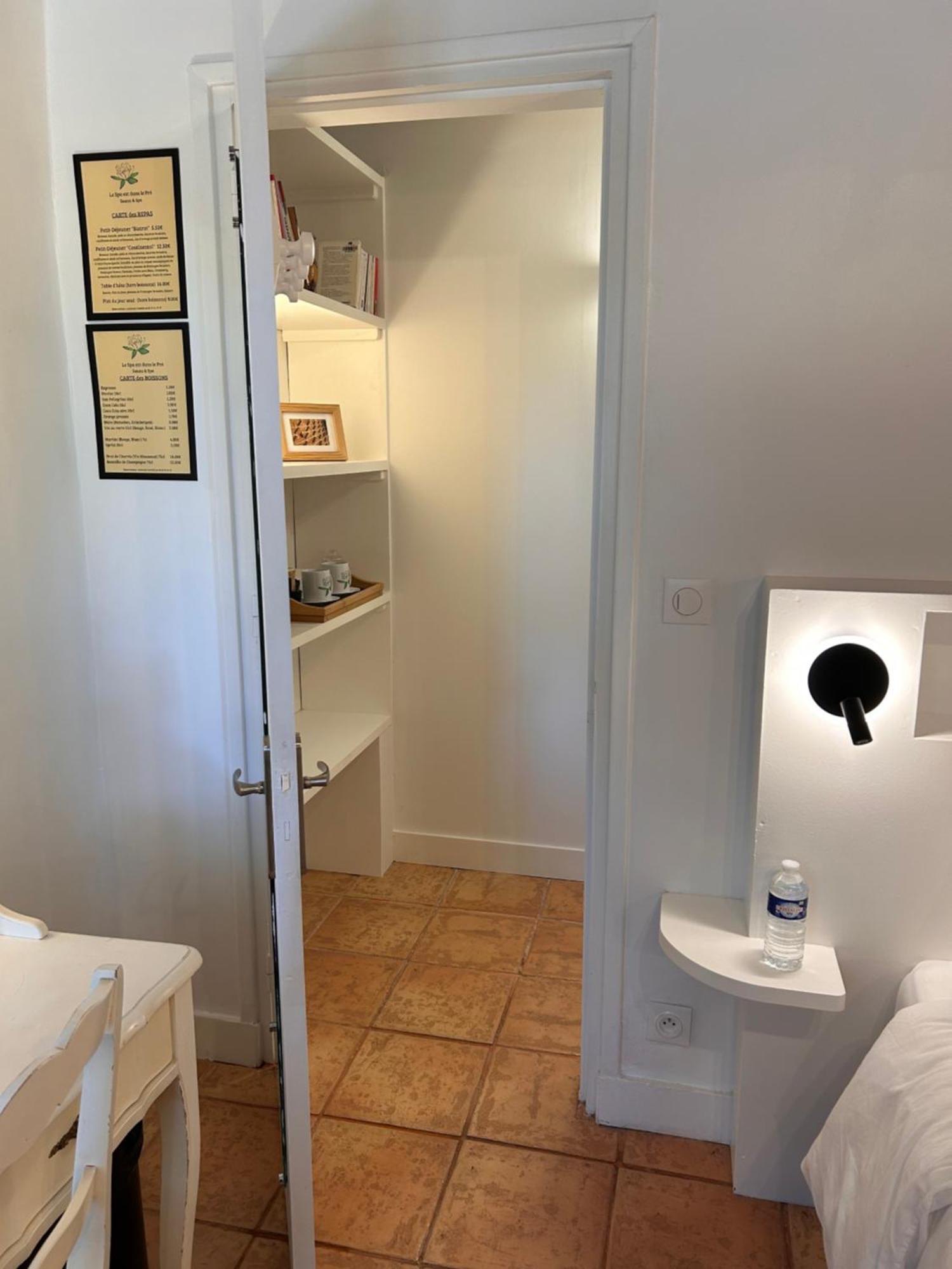 Le Spa Est Dans Le Pre Trigueres Dış mekan fotoğraf